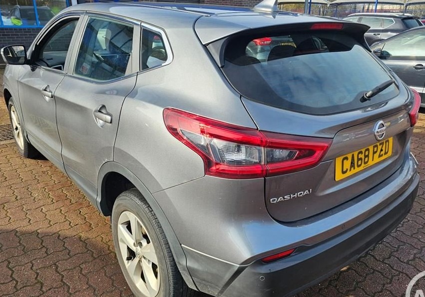 Used Nissan Qashqai 2018 for sale - 77677276: Photo 4