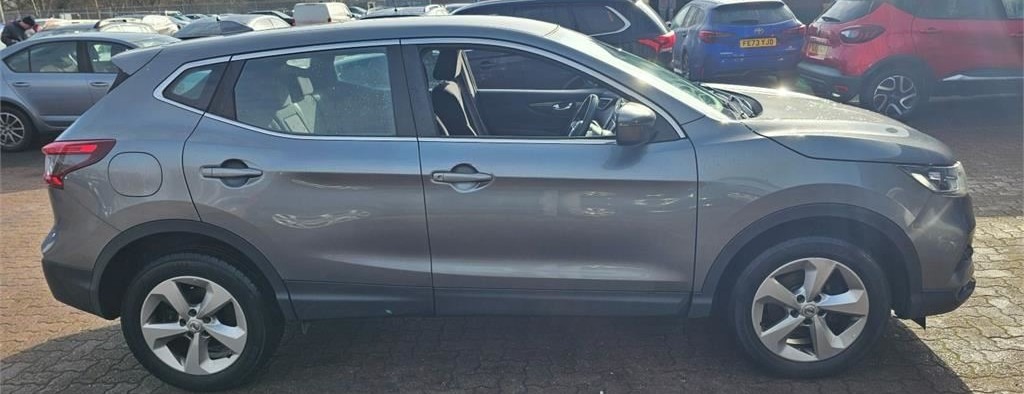 Used Nissan Qashqai 2018 for sale - 77677276: Photo 5