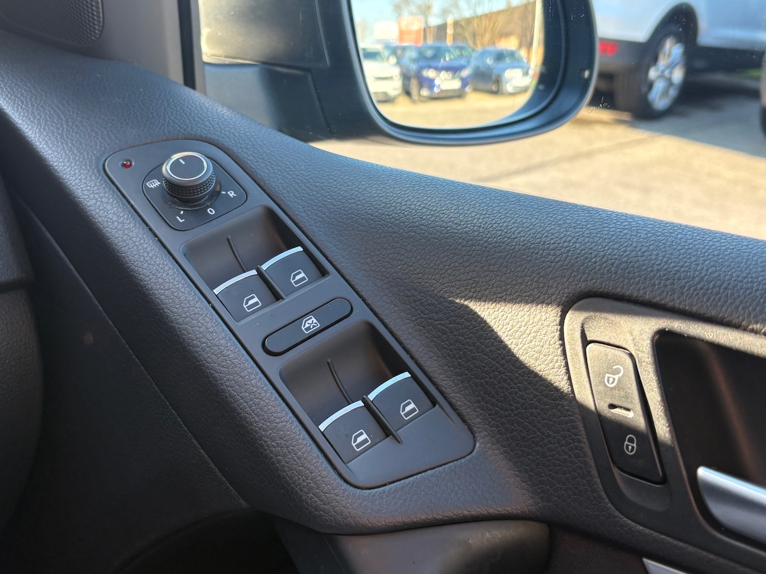 Used Volkswagen Tiguan 2015 for sale - 77023207: Photo 30