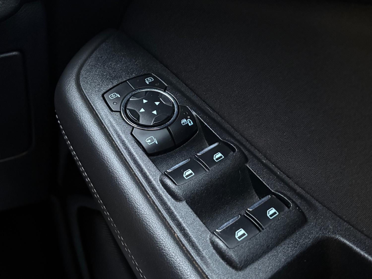 Used Ford Galaxy 2017 for sale - 76979295: Photo 23