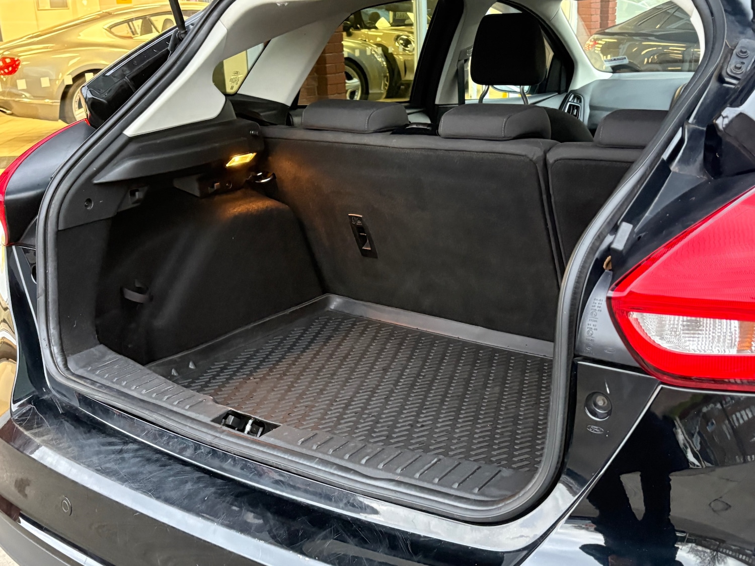 Used Ford Focus 2016 for sale - 77261721: Photo 24