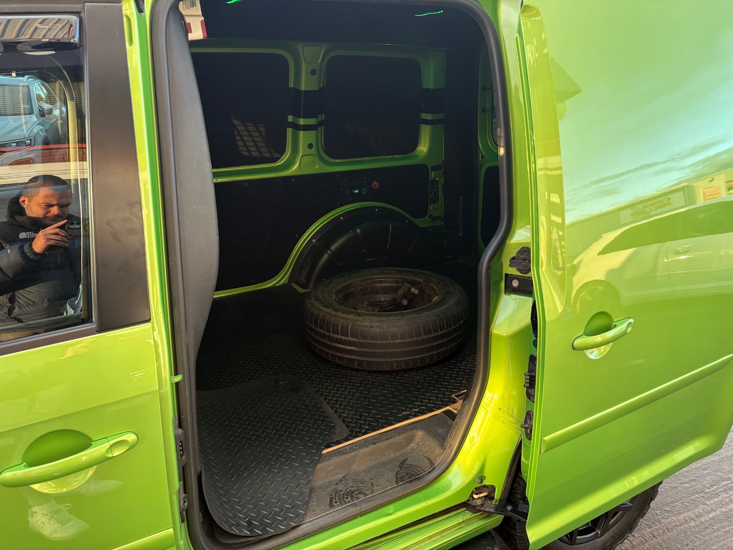 Used Volkswagen Caddy 2017 for sale - 76533646: Photo 16