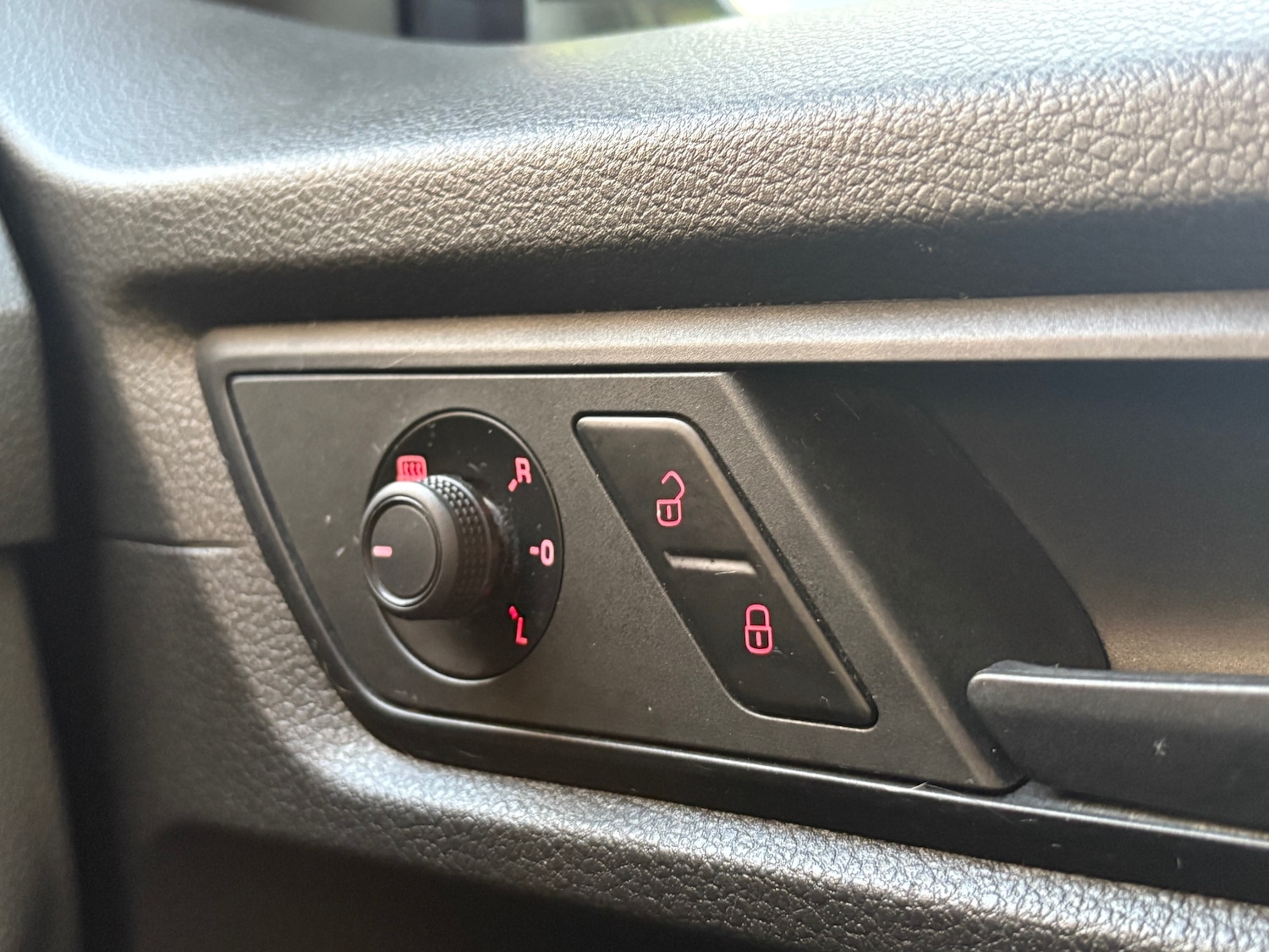 Used Volkswagen Caddy 2017 for sale - 76533646: Photo 27