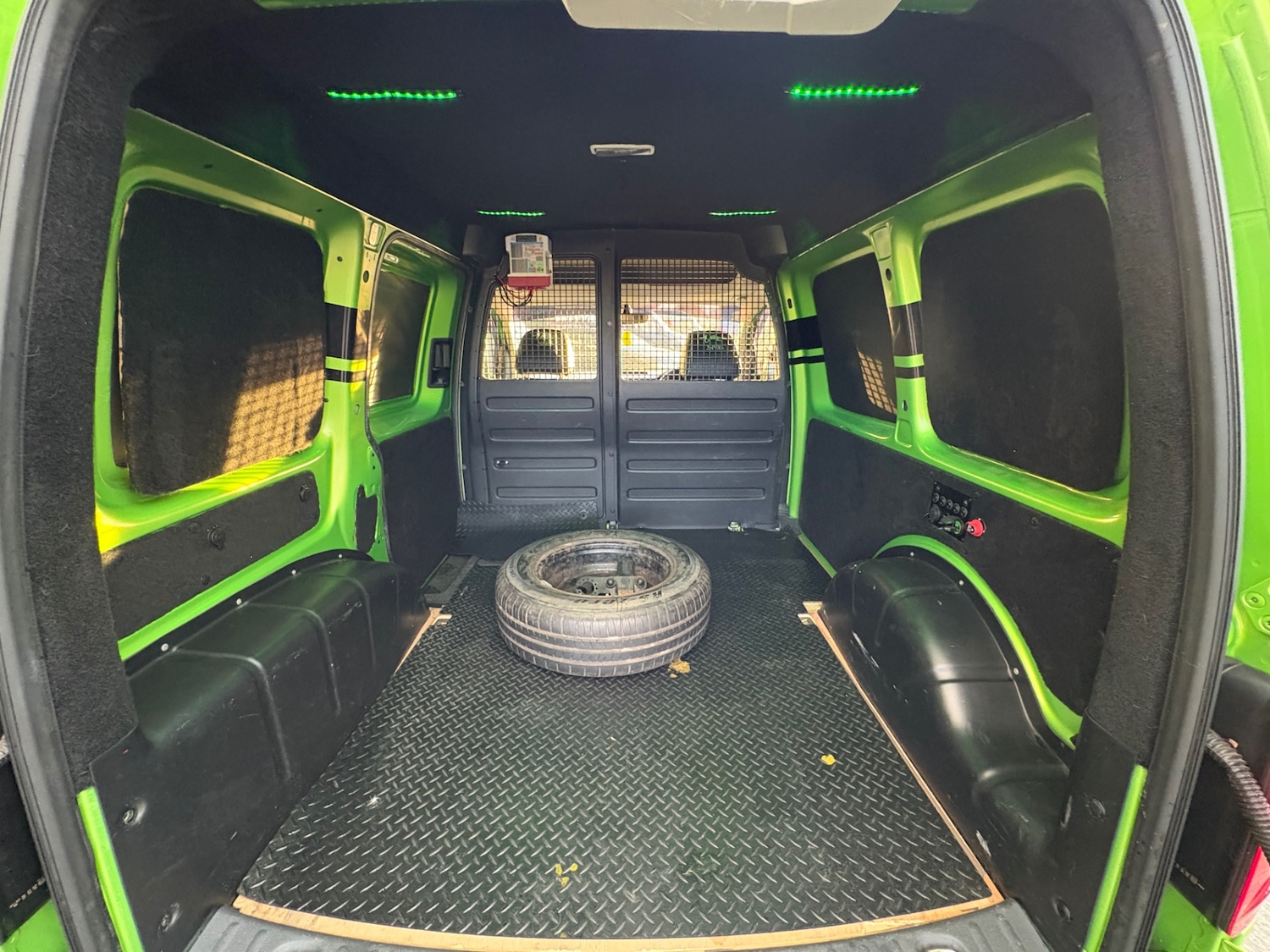 Used Volkswagen Caddy 2017 for sale - 76533646: Photo 5