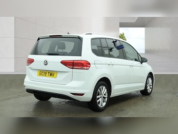 Used Volkswagen Touran 2019 for sale - 78776810: Photo