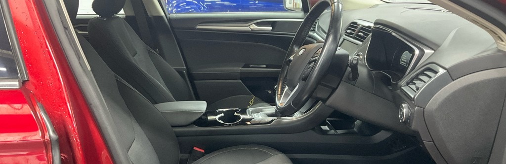 Used Ford Mondeo 2016 for sale - 76595332: Photo 8