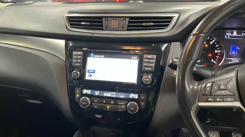 Used Nissan Qashqai 2018 for sale - 77947374: Photo 4