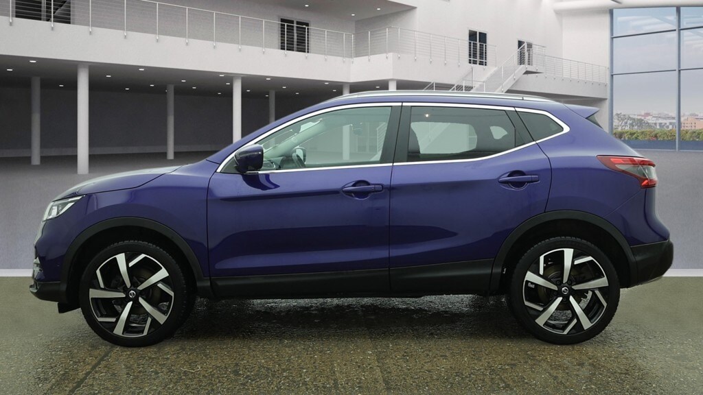 Used Nissan Qashqai 2018 for sale - 77947374: Photo 8