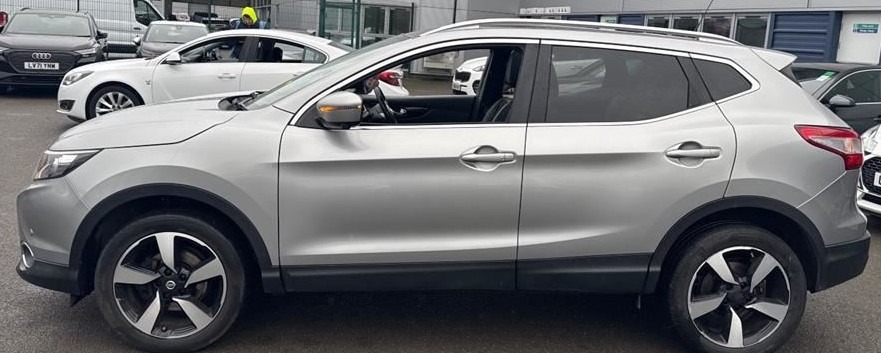 Used Nissan Qashqai 2016 for sale - 77629426: Photo 2