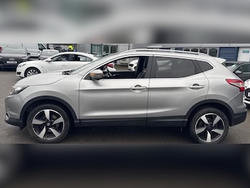 Used Nissan Qashqai 2016 for sale - 77629426: Photo