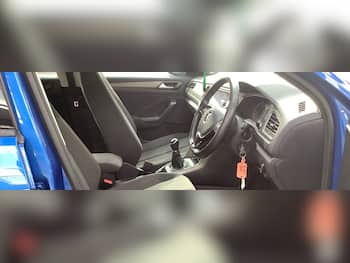 Used Volkswagen T-Roc 2020 for sale - 79614656: Photo