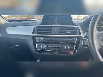 Used BMW 1 Series 2018 for sale - 77011910: Photo