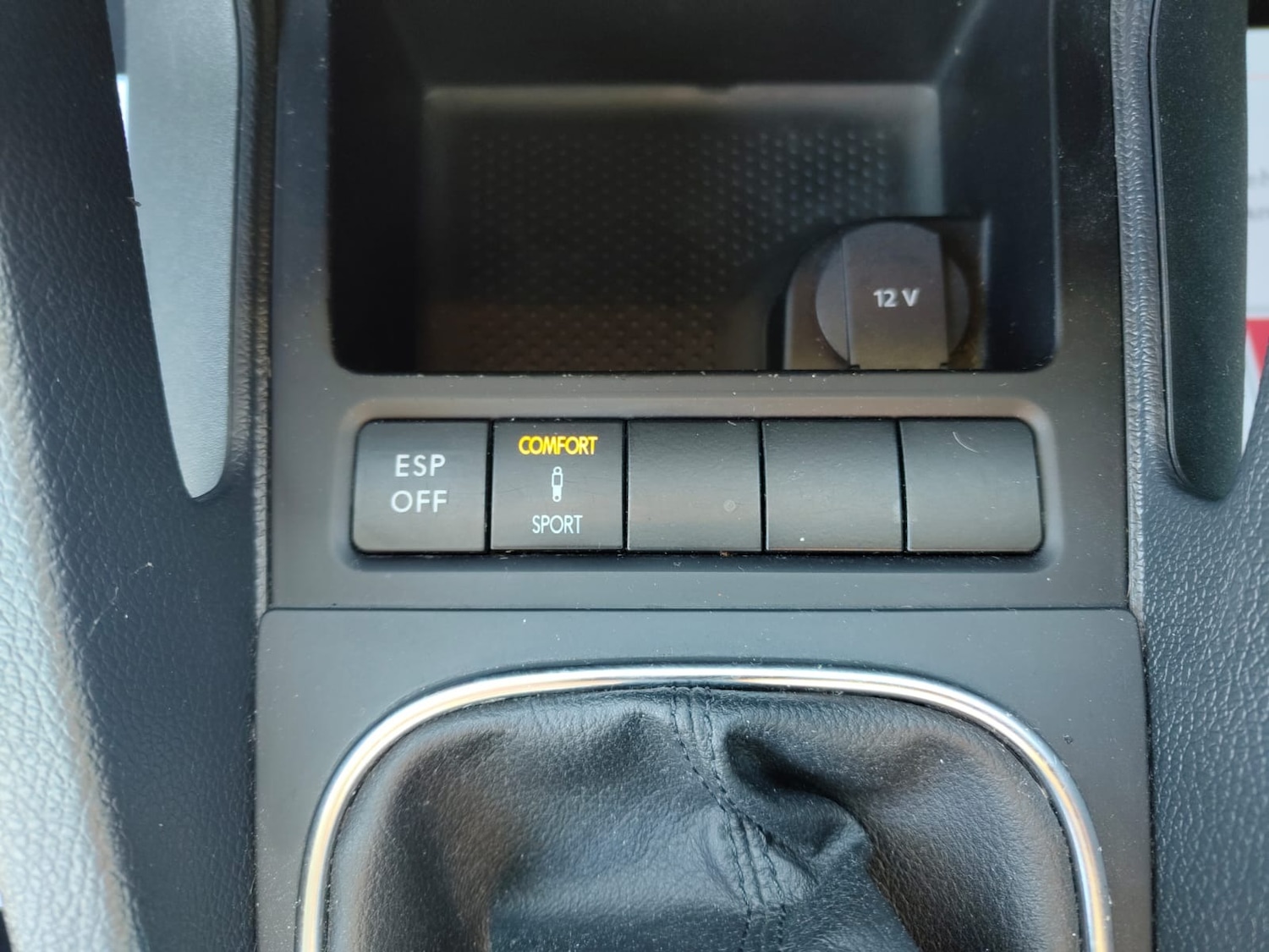 Used Volkswagen Scirocco 2009 for sale - 76234225: Photo 11