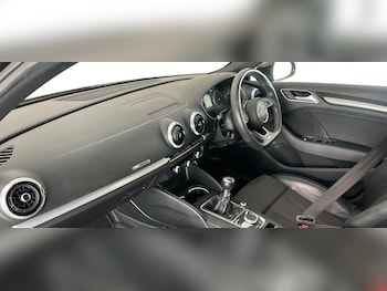 Used Audi A3 2018 for sale - 79393110: Photo