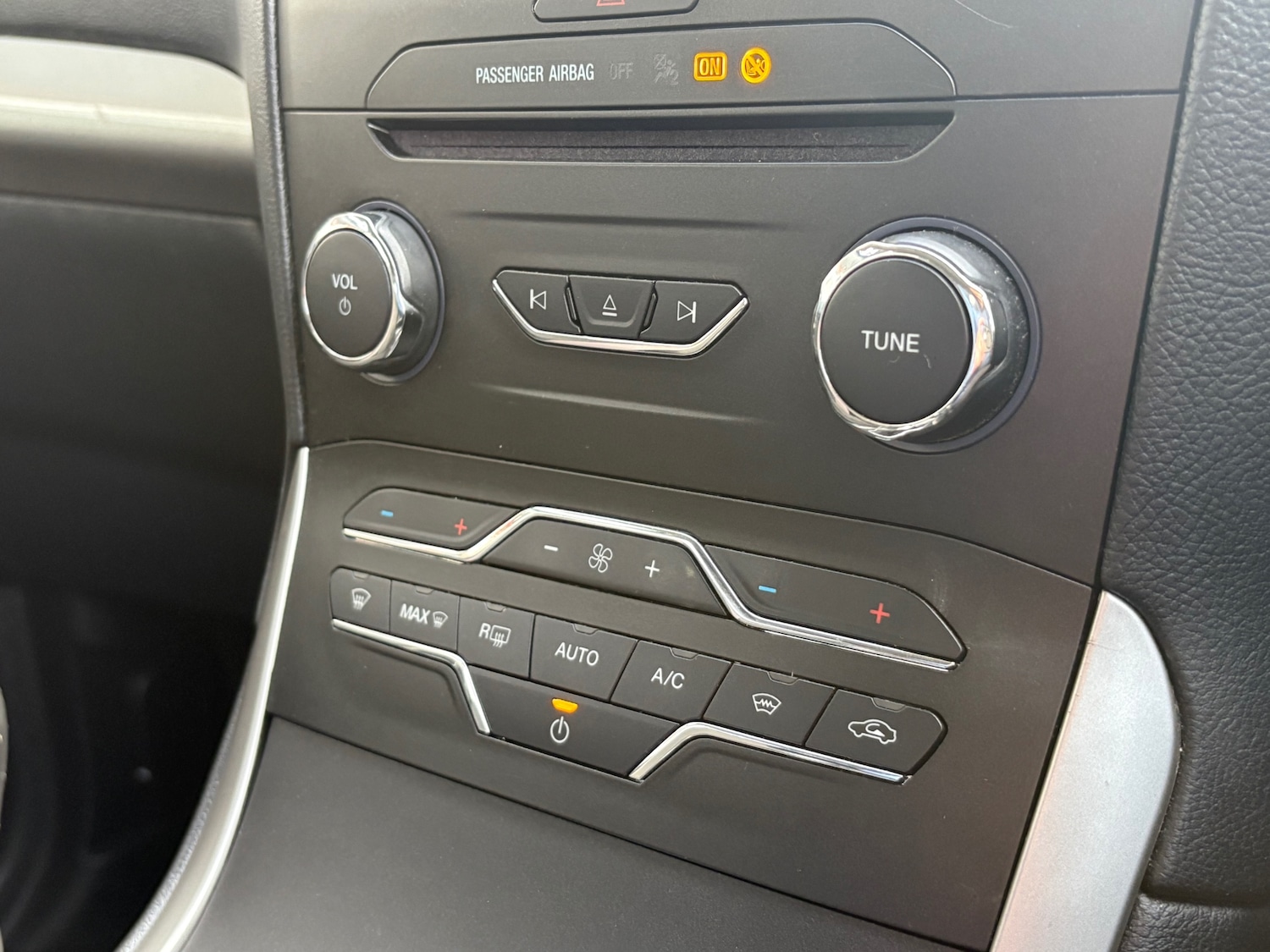 Used Ford Galaxy 2018 for sale - 76293298: Photo 22