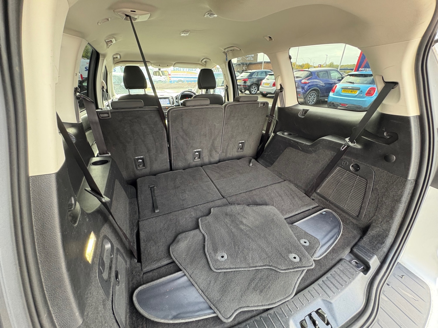 Used Ford Galaxy 2018 for sale - 76293298: Photo 25