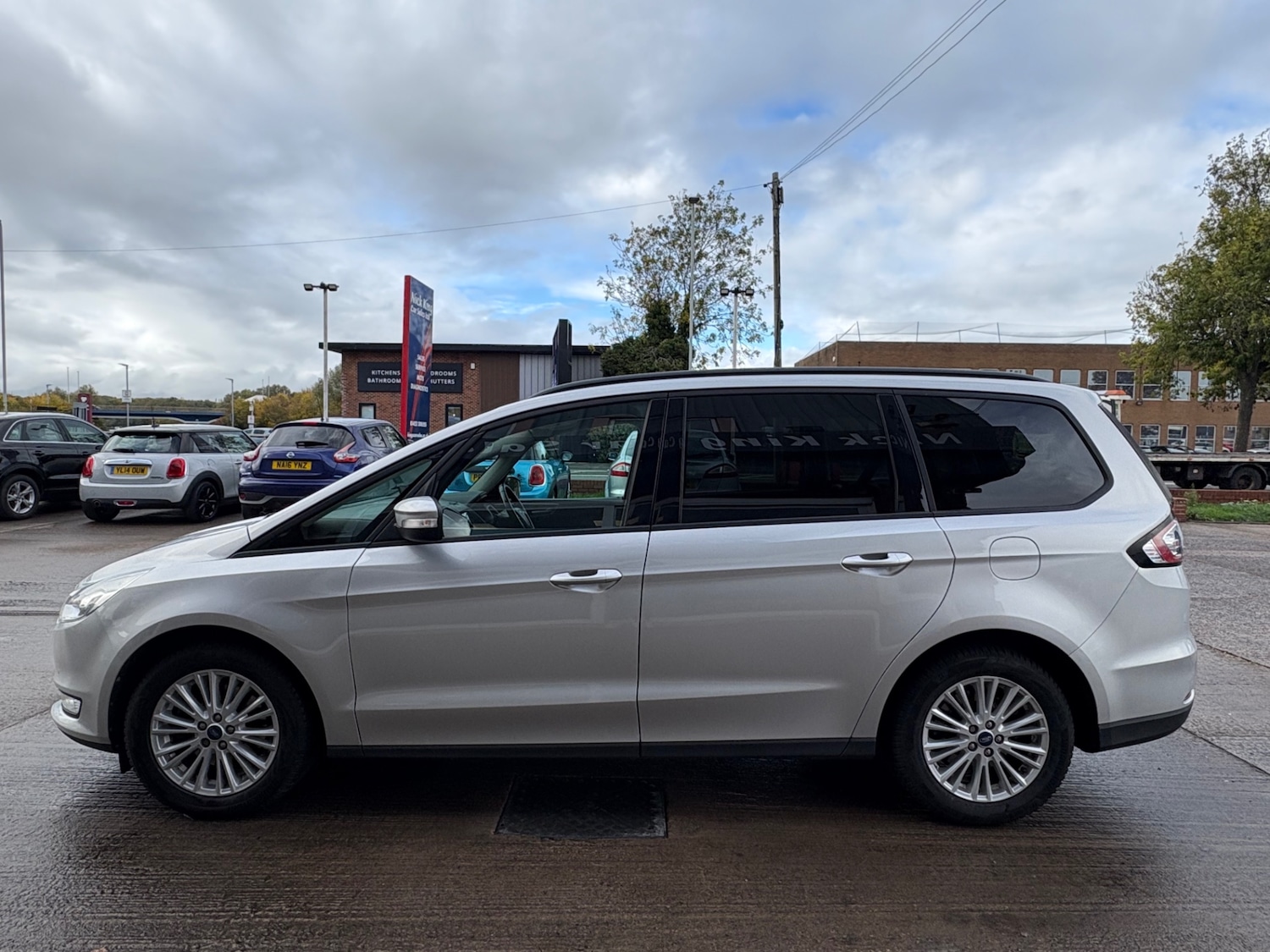 Used Ford Galaxy 2018 for sale - 76293298: Photo 4