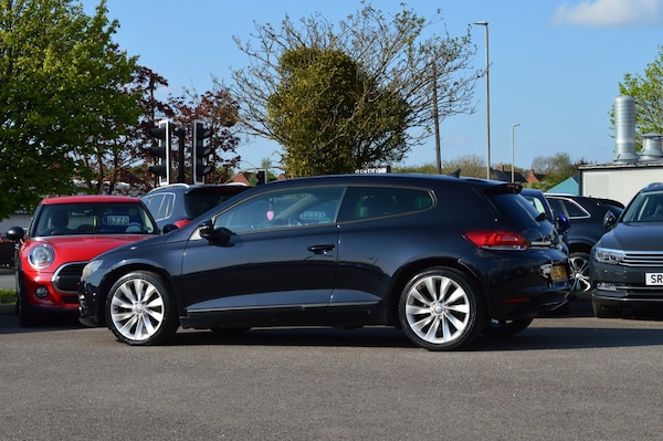 Used Volkswagen Scirocco 2012 for sale - 74000620: Photo 2