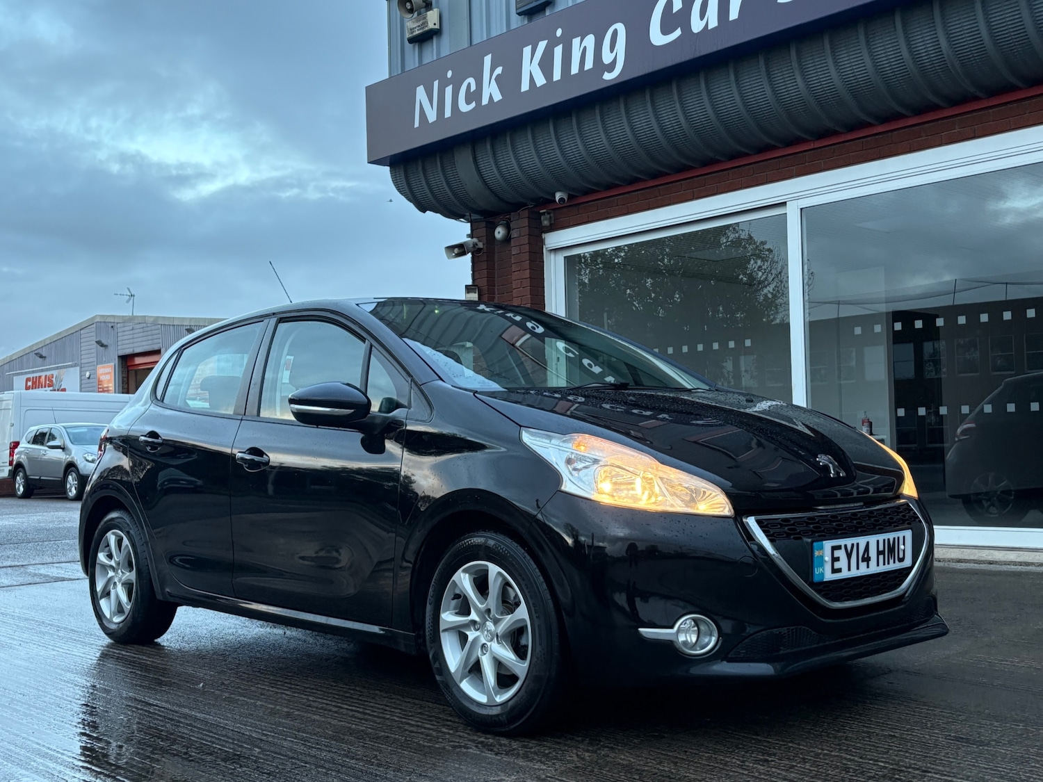 Used Peugeot 208 2014 for sale - 76363132: Photo 1