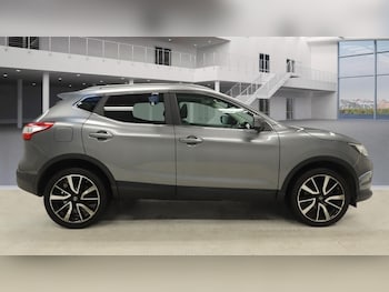 Used Nissan Qashqai 2016 for sale - 77240336: Photo