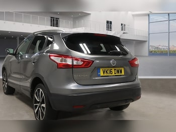 Used Nissan Qashqai 2016 for sale - 77240336: Photo