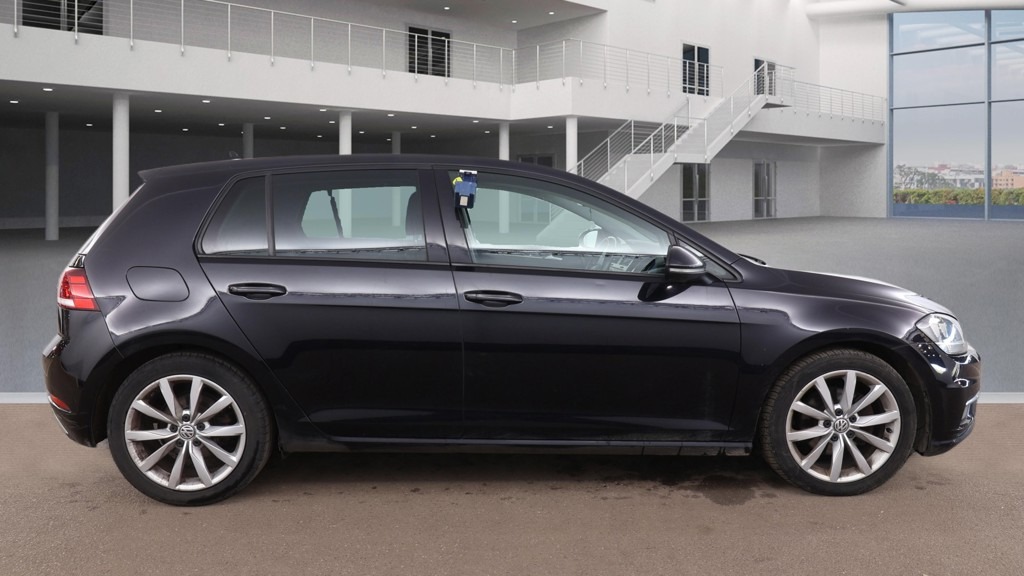 Used Volkswagen Golf 2017 for sale - 78012834: Photo 6