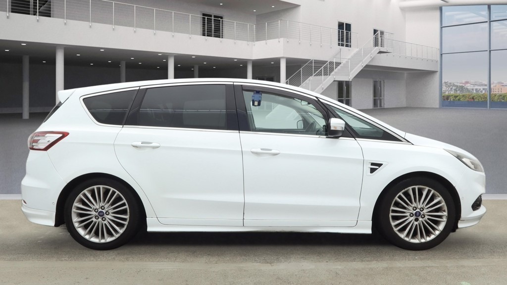 Used Ford S-Max 2016 for sale - 77336830: Photo 5