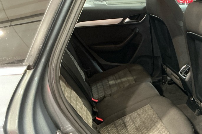 Used Audi Q3 2015 for sale - 77025971: Photo 10