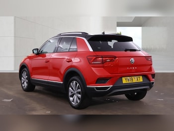 Used Volkswagen T-Roc 2019 for sale - 78716647: Photo