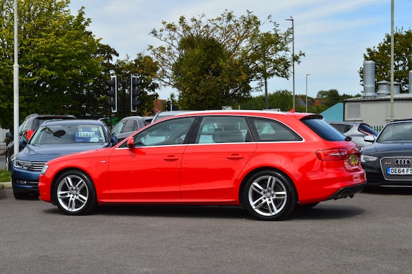 Used Audi A4 2014 for sale - 68755262: Photo 2