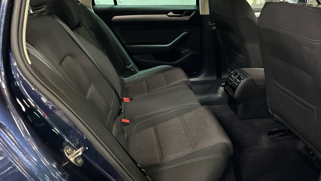 Used Volkswagen Passat 2017 for sale - 78060706: Photo 10