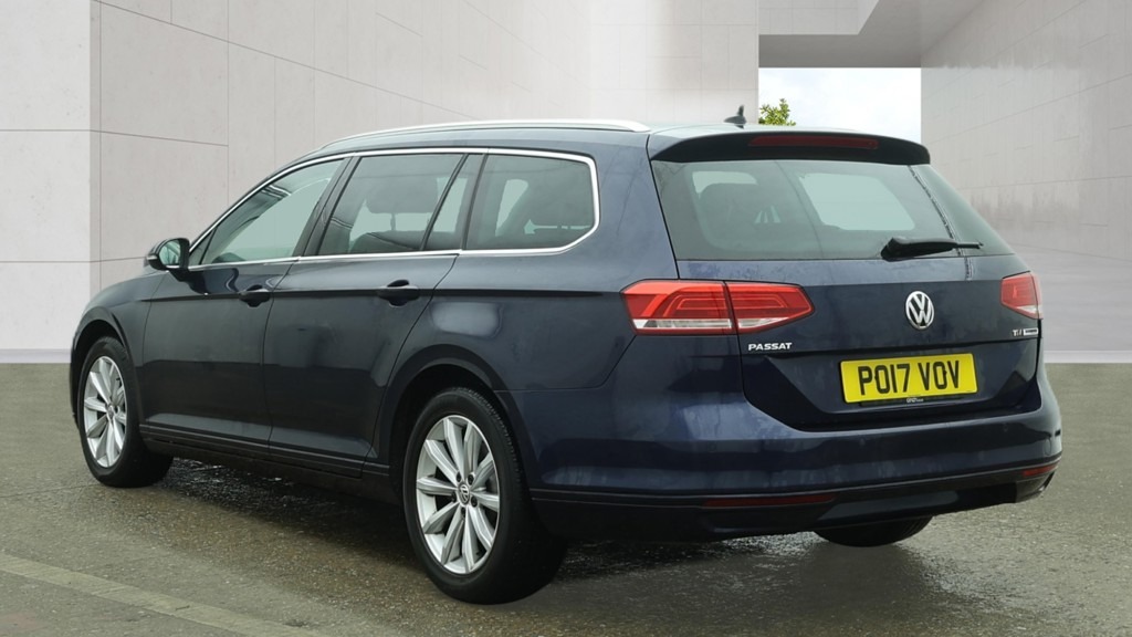 Used Volkswagen Passat 2017 for sale - 78060706: Photo 2