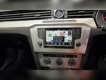 Used Volkswagen Passat 2017 for sale - 78060706: Photo