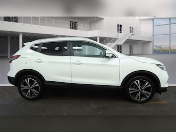 Used Nissan Qashqai 2018 for sale - 77207991: Photo