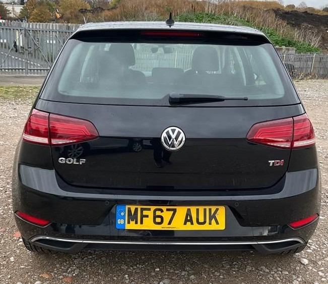 Used Volkswagen Golf 2017 for sale - 76505028: Photo 7