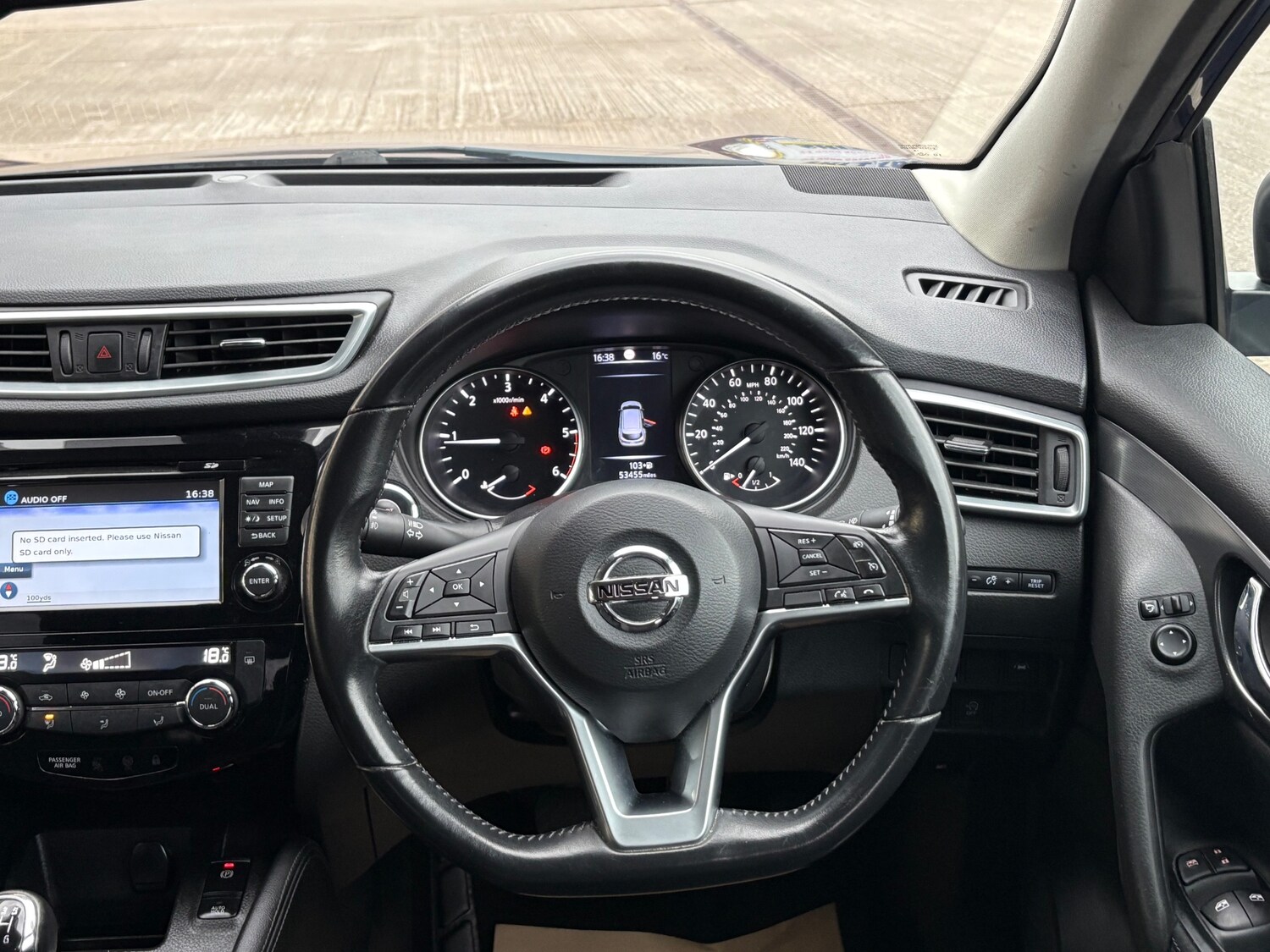 Used Nissan Qashqai 2018 for sale - 76288351: Photo 14