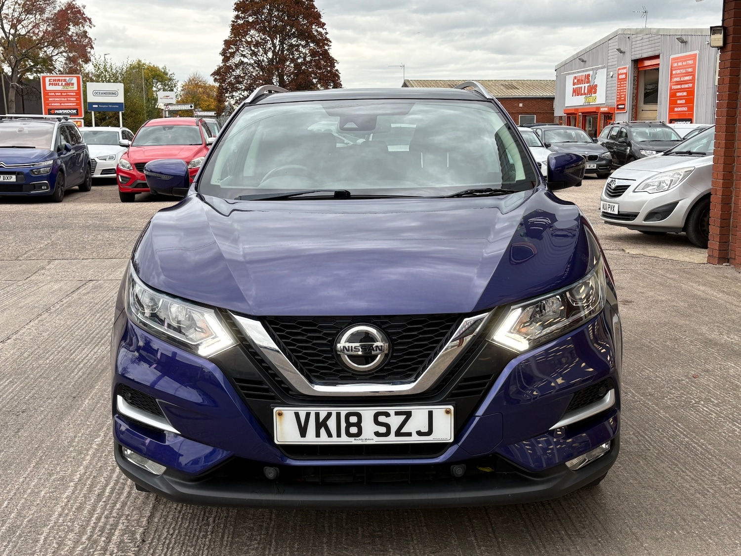Used Nissan Qashqai 2018 for sale - 76288351: Photo 2