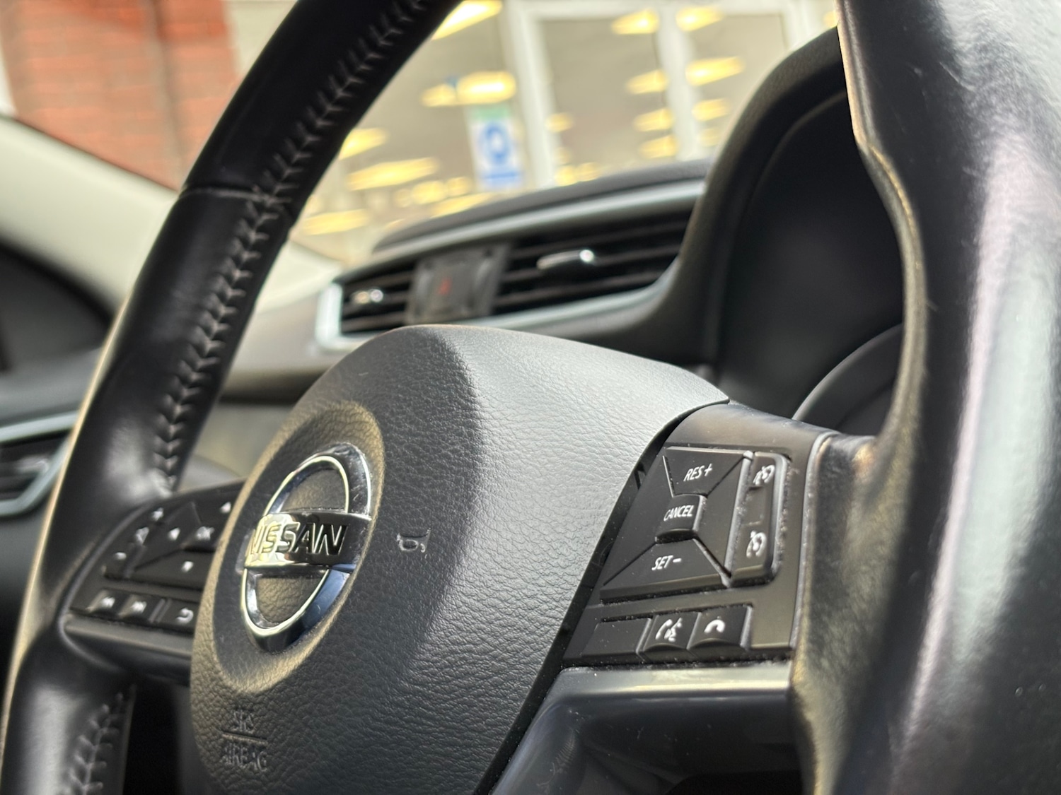 Used Nissan Qashqai 2018 for sale - 76288351: Photo 21