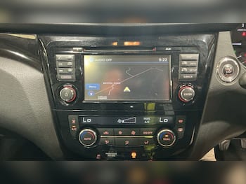 Used Nissan Qashqai 2017 for sale - 79706399: Photo