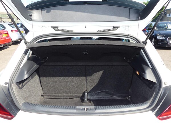 Used Volkswagen Scirocco 2015 for sale - 67464318: Photo 14