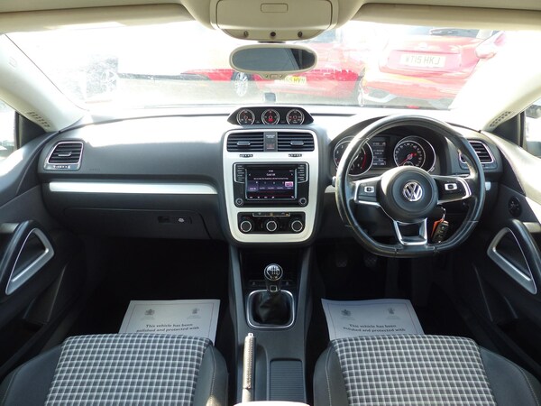 Used Volkswagen Scirocco 2015 for sale - 67464318: Photo 4