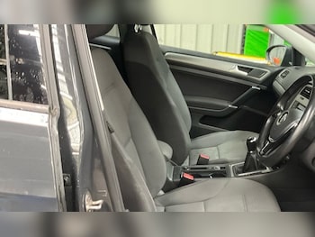 Used Volkswagen Golf 2016 for sale - 75178827: Photo