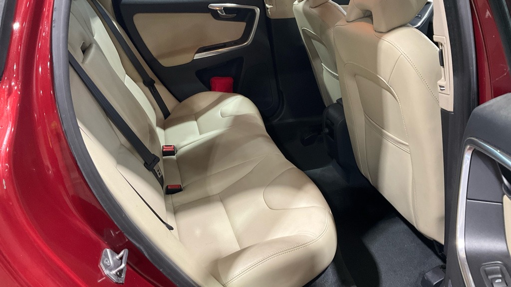 Used Volvo XC60 2016 for sale - 78132487: Photo 9