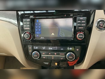 Used Nissan X-Trail 2016 for sale - 79853732: Photo