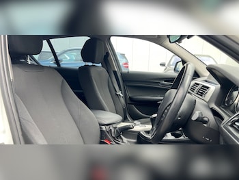 Used BMW 1 Series 2018 for sale - 79404775: Photo