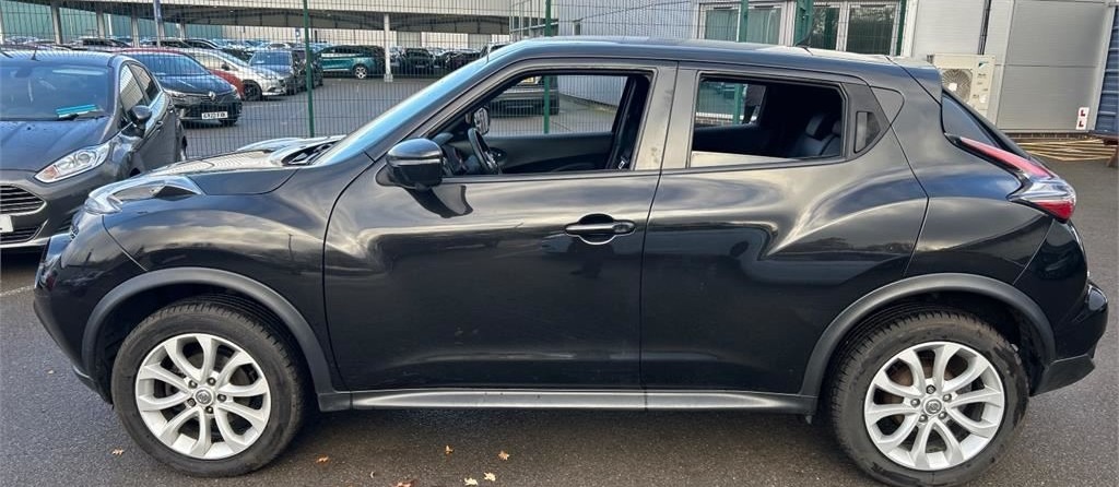 Used Nissan Juke 2017 for sale - 77233860: Photo 2