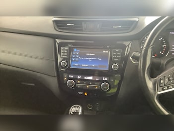 Used Nissan X-Trail 2018 for sale - 79004650: Photo