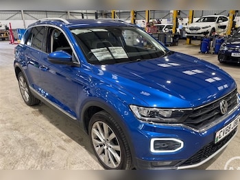 Used Volkswagen T-Roc 2018 for sale - 78356275: Photo