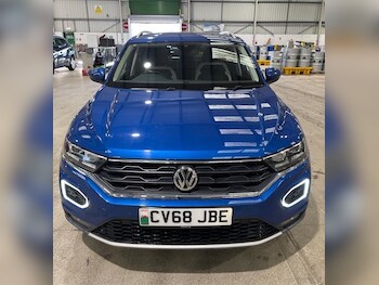Used Volkswagen T-Roc 2018 for sale - 78356275: Photo