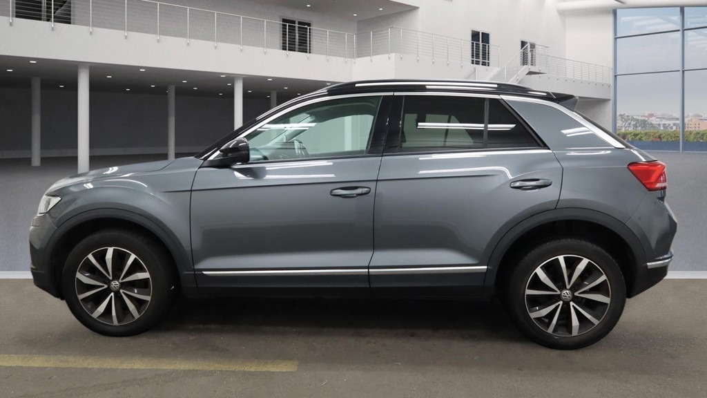 Used Volkswagen T-Roc 2019 for sale - 77326402: Photo 8